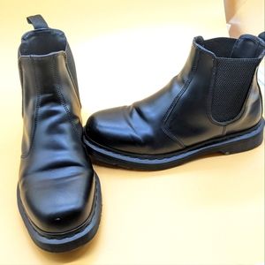 Dr Martens Black Boots Chelsea Mens 11